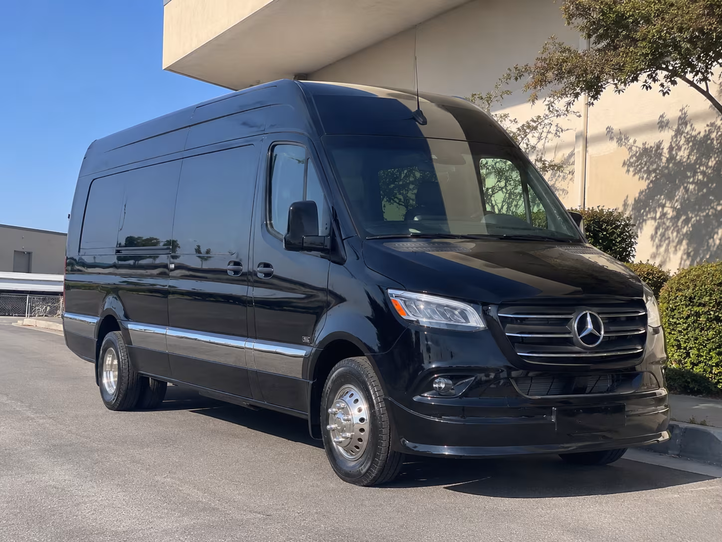 bus rental options for stockton trips